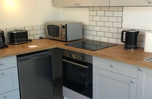 Charmeil Cottage | Gite Indépendant au Château Dans un Parc de 6 Hectares. Adults Only
