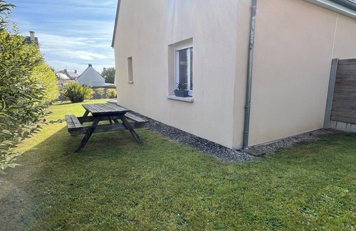 Saint-Pierre-Eglise House | Gîte l'horizon 5 km from the sea