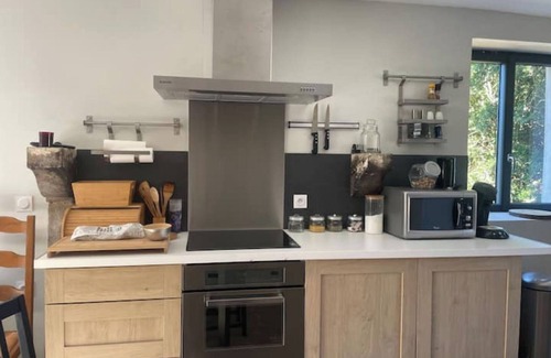 Saint-Julien-de-Coppel House | Gite LA Roche Paisible