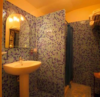 Saint-Macaire House | Gite le 23 dans cite médiévale