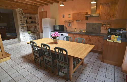 Lavigny House | Gite le Douglas. Vignoble et reculées du Jura.