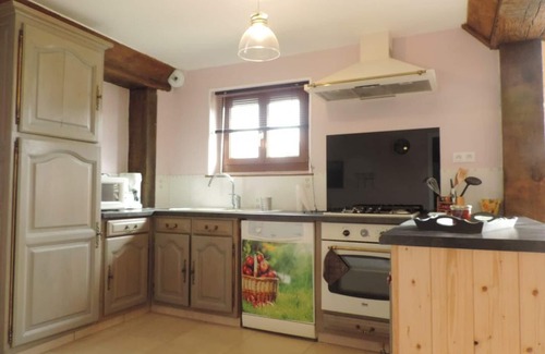 Le Menil-de-Briouze Cottage | Gite Le Ménil-de-Briouze, 2 bedrooms, 5 persons
