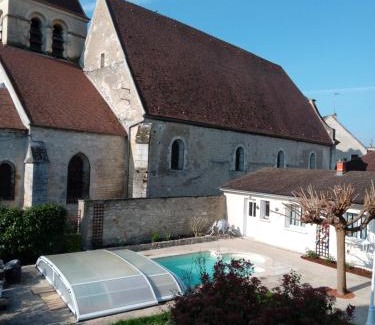 Accolay House | Gite le mûrier blanc