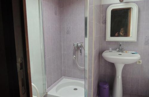 Villeneuve-Minervois Apartment | gite le musee