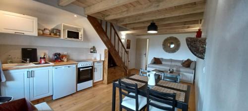 Pradelles House | Gite Le petit Nice