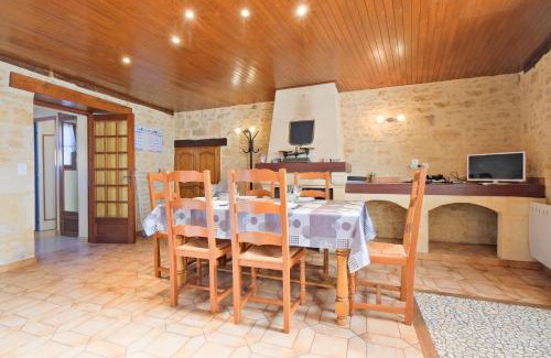 Salignac-Eyvignes House | Gite le pressoir