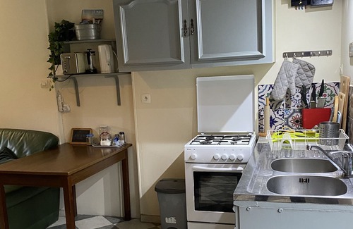 Aleu Cottage | Gite Loutre - charming riverside cottage, tranquil and dog-friendly