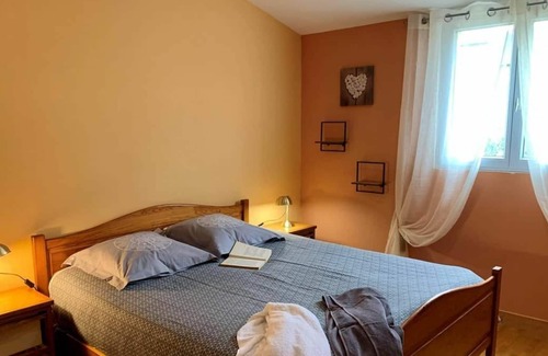 Lucon Cottage | Gite Luçon, 4 bedrooms, 8 persons