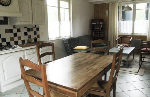 Saint-Hilaire-la-Palud House | Gite Marais