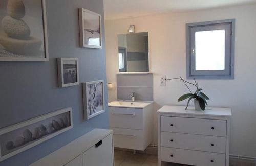 Neufchatel-en-Saosnois Cottage | Gite Neufchâtel-en-Saosnois, 2 bedrooms, 6 persons