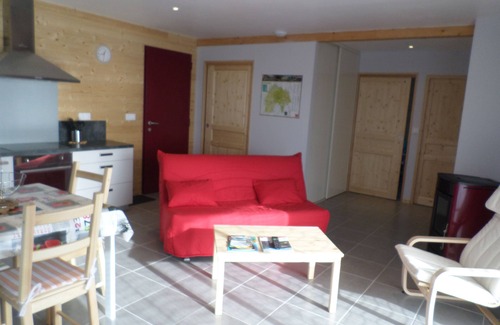 Teissieres-les-Boulies Ski Chalet | Gite nine wooden frame in the Cantal Aveyron limit