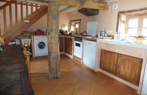 Montverdun House | Gite rural "Félix" 9 pers. 4 bdr. with large handi-accessible saltwater swimming pool