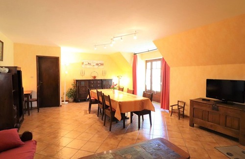 Saint-Etienne-de-Chomeil Cottage | Gite Saint-Étienne-de-Chomeil, 4 bedrooms, 6 persons