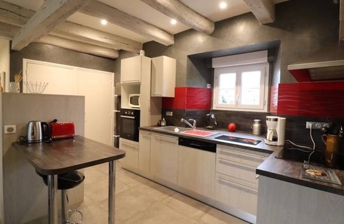 Saint-Bonnet-de-Salers Cottage | Gite Saint-Bonnet-de-Salers, 3 bedrooms, 6 persons