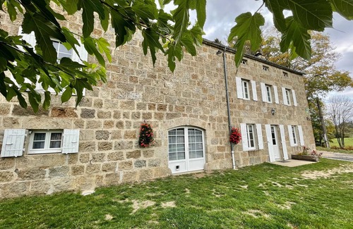 Saint-Jeures Cottage | Gite Saint-Jeures, 4 bedrooms, 8 persons