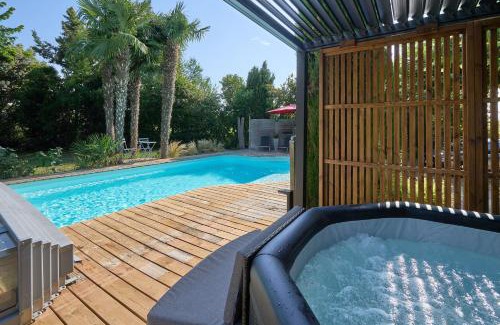 Alzonne House | Gite STANDING climatisé avec piscine chauffée et SPA PRIVATIF
