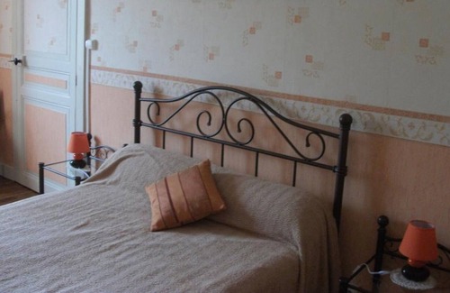Verneix Cottage | Gite Verneix, 3 bedrooms, 6 persons