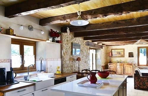 Villeneuve d'Aveyron House | Gite Villeneuve, 2 bedrooms, 4 persons