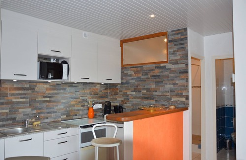Plancoet Apartment | Gite with private spa, 2pers, near Dinan-St Malo in BRITTANY
