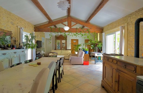 Grabels House | Gîte with swimming pool and jacuzzi for 15 people