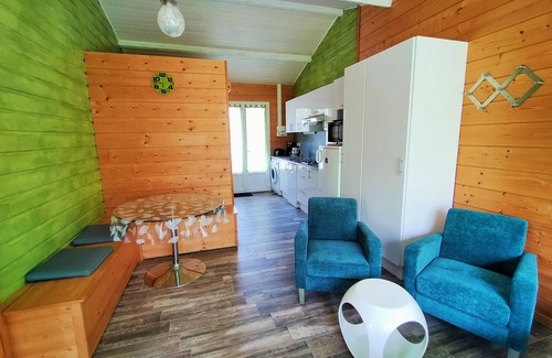 Brach Cottage | Gite with swimming pool wellness area shared between Bordeaux and Lacanau ocean