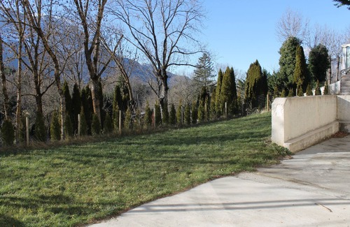Chauffayer House | Gite with terrace and garden between Champsaur and Valgaudemar Massif des Ecrins