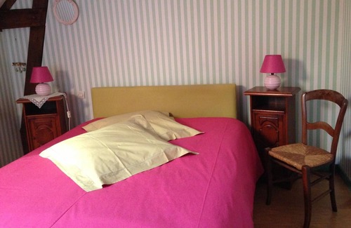 Sarthe Cottage | Gite Yvré-l'Évêque, 2 bedrooms, 4 persons