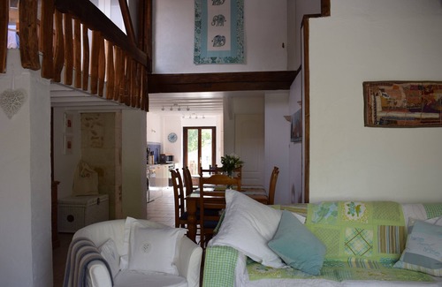 Saint-Vallier Cottage | Gites Champfort. Renovated old Charente farmhouse with heated pool