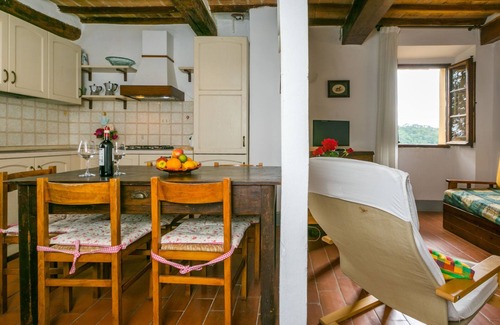 Poggibonsi Apartment | Giuggiolo 6 by Interhome