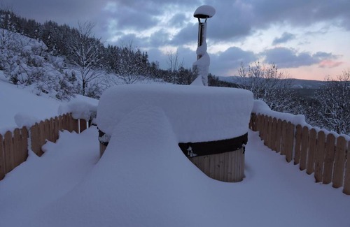 Ratten Ski Chalet | Glühwürmchenhütte
