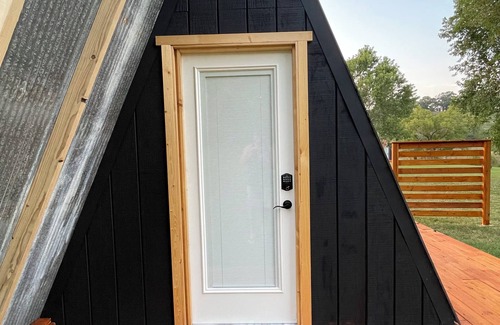 Bentonville RV Rental | Glamping A-Frame; The Stingray