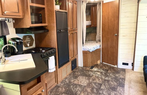 Randolph County House | Glamping in the Country, Fiber Internet, Comfy Queen Bed