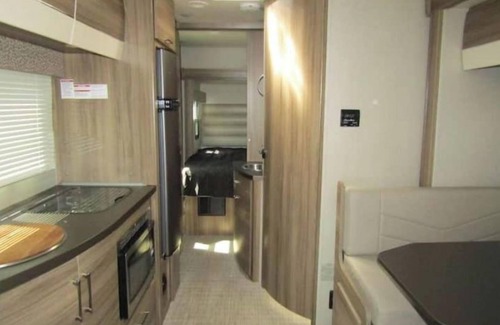 Gainesville House | Glamping with Elegant RV Rentals!