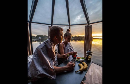 Jokkmokk Municipality House | Glass Room lake view Luxury getaway for two - wild nature experience in Sweden