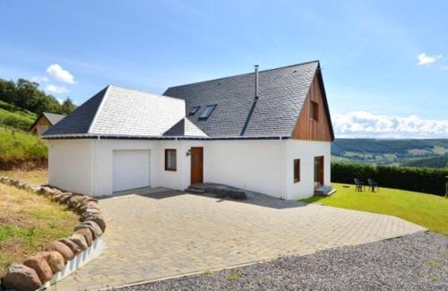 East Lewiston House | Glen View Lodge