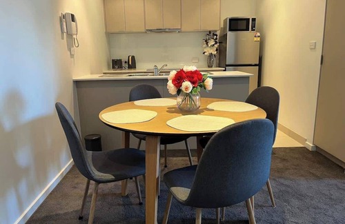 Glen Waverley Apartment | Glen Waverley Modern Apt near Syndal Station