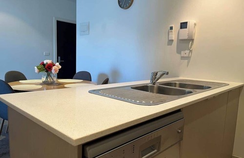 Glen Waverley Apartment | Glen Waverley Modern Apt near Syndal Station