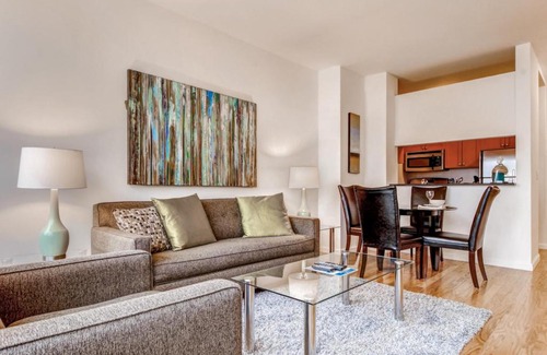 Upper East Side Apartment | Global Luxury Suites at The Pearl