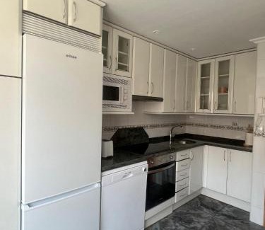 Burgos Apartment | Glorieta del Peregrino en Burgos