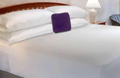 Fairview Hotel | Gloss Mountain Escape! Stay at Knights Inn Fairview! Pet-Friendly, Free Parking