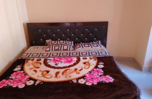 Nandaprayag Hotel | GM guest house