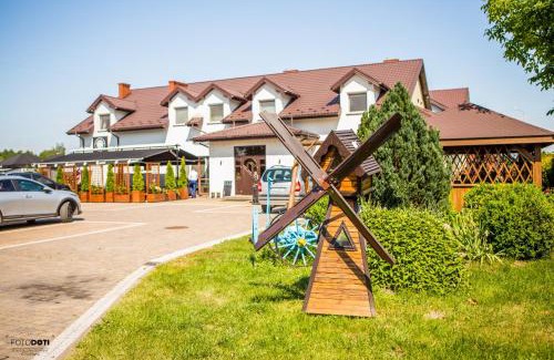 Dabie Bed & Breakfast | GOŚCINIEC ZACISZE - pokoje & restauracja blisko A2 Dąbie - Uniejów