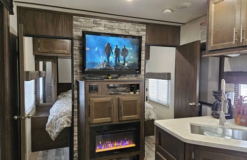 Gautier House | Go Fish! 37' RV (Forrest River Wolf Pack)