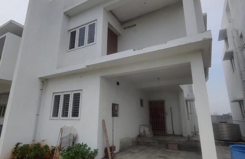 Kelambakkam House | Go Seasons Inn