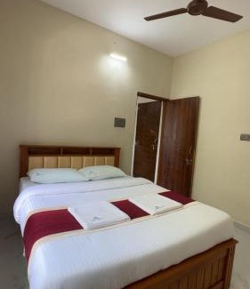 Murudeshwara Villa | GOKUL DELUXE Homestay