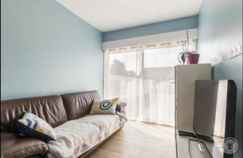 Ver-sur-Mer House | Gold beach gîte