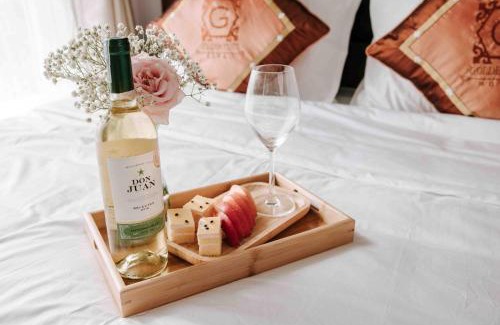 Co To Hotel | Golden Coto Hotel