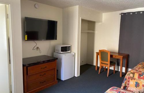 Tehachapi Hotel | Golden Hills Motel
