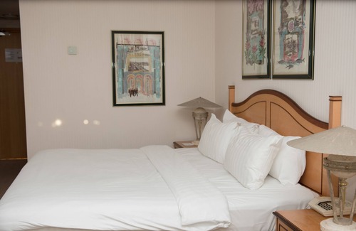 Dalmuir Hotel | Golden Jubilee Hotel