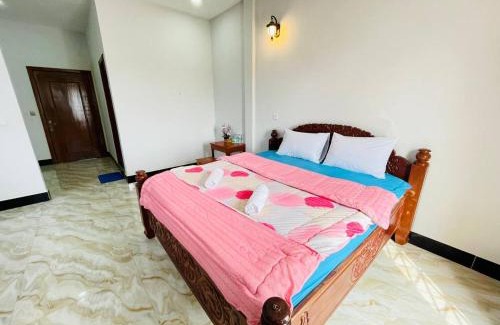 Kampot Hostel | Golden Lady Hostel